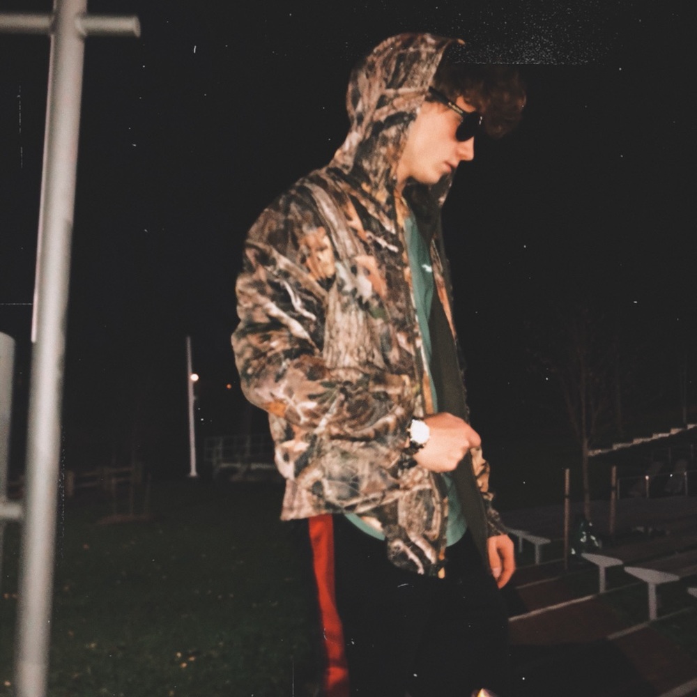 Meet your Posher, Vinny